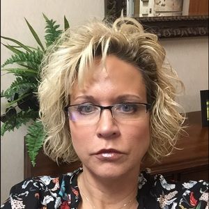 Meet your Posher, Tiffany